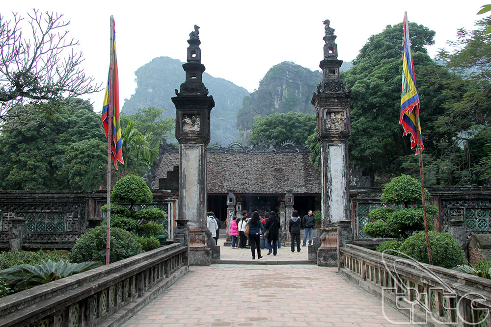 King Dinh Temple