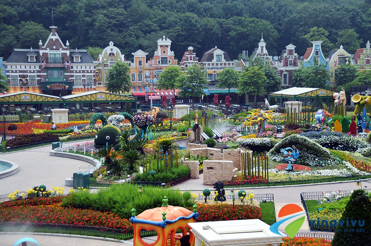 Корея парк. Южная Корея парк Эверленд. Everland в Сеуле. Парк развлечений в Сеуле Everland. Парк Everland в Южной Корее.