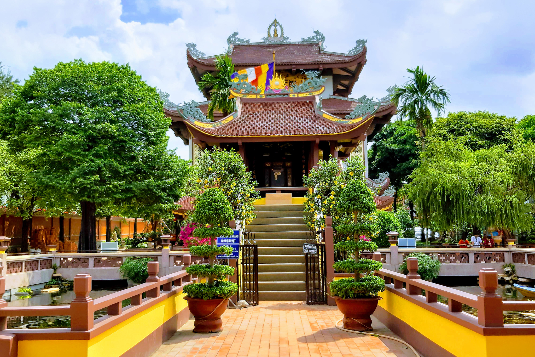 HANOI CITY SIGHTSEEING DAY TOUR WITH GUIDE | VIETNAM
