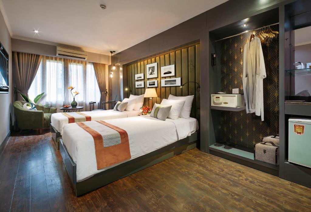 Hanoi Center Silk Hotel & Travel
